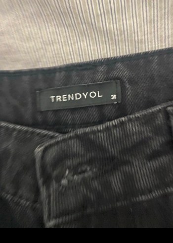 Kadın Siyah Kot Pantolon - Görsel 3