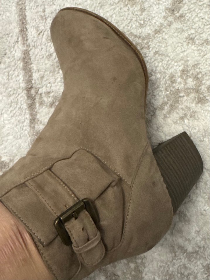 Kadın Bot - Görsel 2