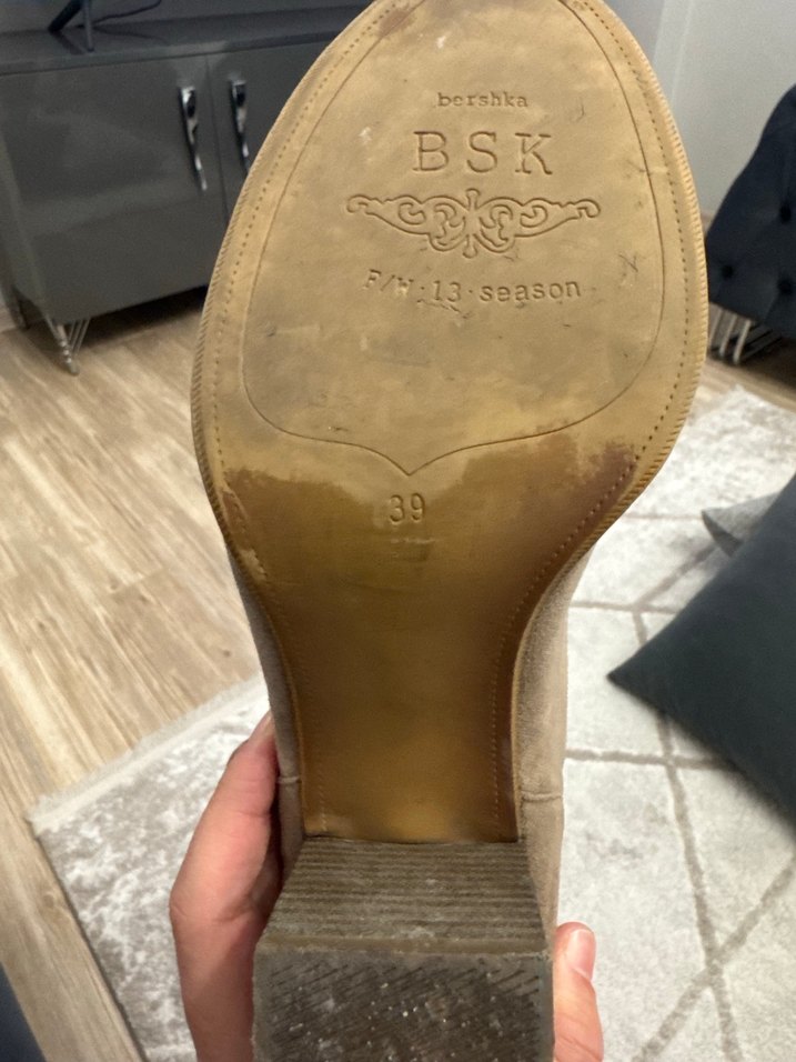 Kadın Bot - Görsel 3