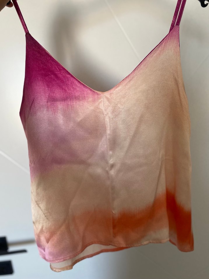 Pembe Batik Desenli Askılı Kadın Bluz - Görsel 2