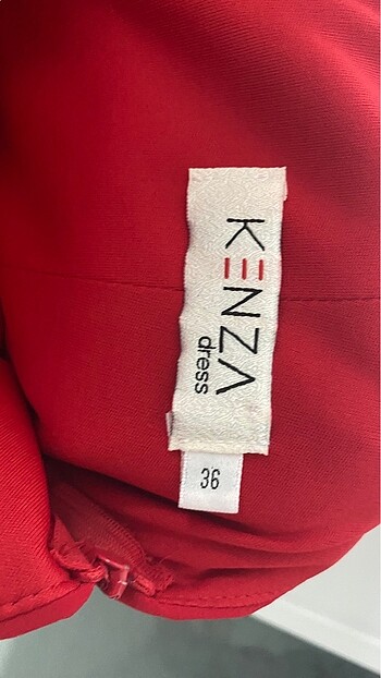 Kırmızı abiye - Görsel 3