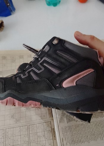 Gri Bağcıklı Erkek Çocuk Botu - Görsel 2