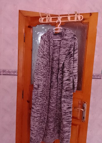 Gri Uzun Örgü Kadın Hırka - Görsel 4