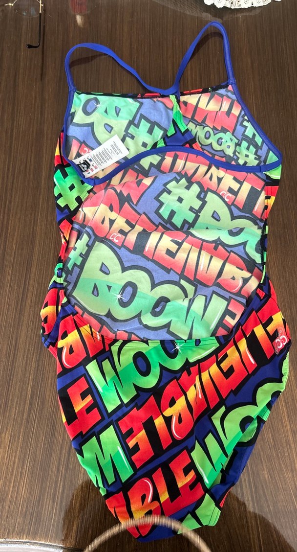 Renkli Pop Kültür Baskılı Kadın Mayo - Görsel 5