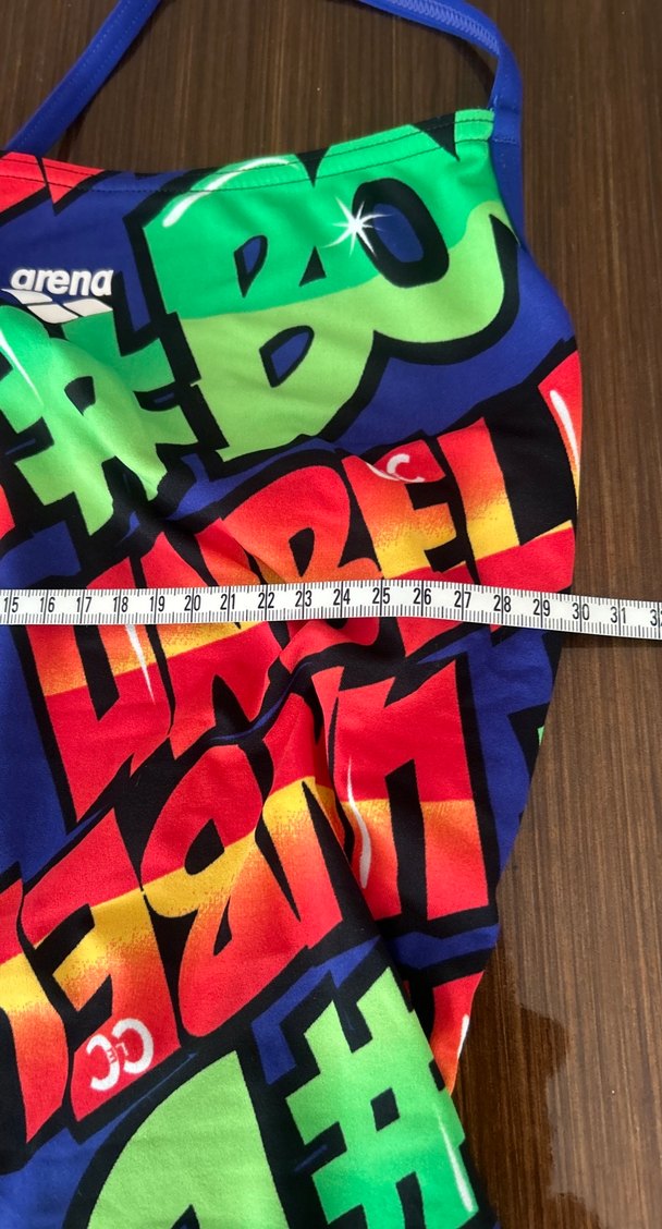 Renkli Pop Kültür Baskılı Kadın Mayo - Görsel 3