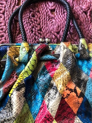 Diğer Renkli yılan derisi çanta