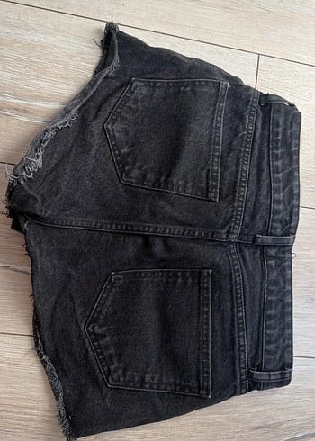 Düğmeli Siyah Mini Denim Şort - Görsel 2