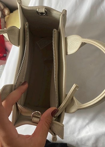 Bej Deri Fermuarlı Kadın Çanta - Görsel 4
