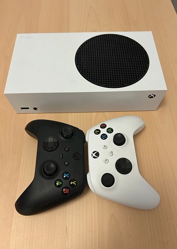 Xbox Series S Konsol ve Çift Kol - 512 gb