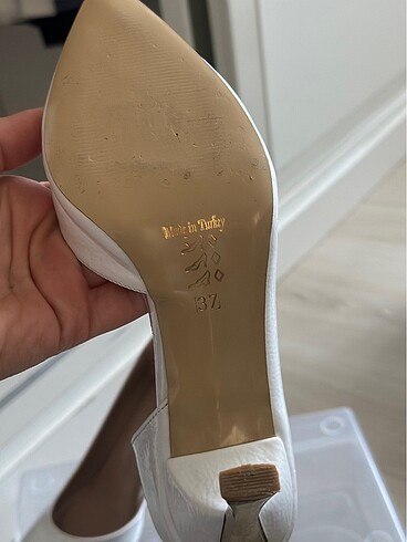 37 Beden beyaz Renk Stiletto