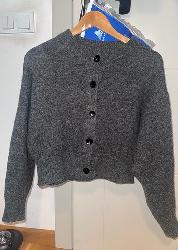 Zara Gri Düğmeli Kadın Hırka
