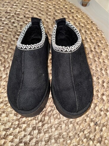 39 Beden Ugg taz