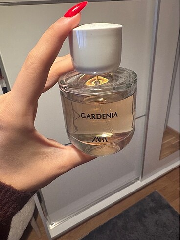 Zara gardenia parfüm