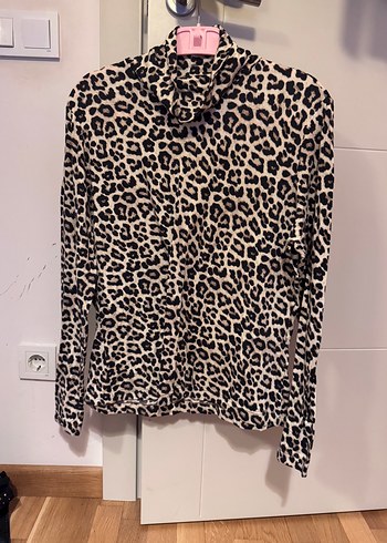 xxl Beden Leopar Desenli Uzun Kollu Boğazlı Bluz
