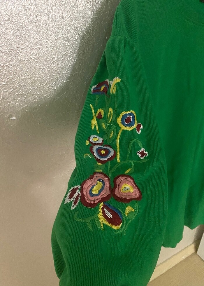 İşlemeli ince kazak - Görsel 2