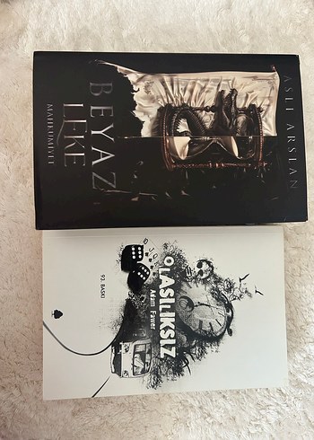 Beyaz Leke & Olasılıksız Roman Seti - Görsel 2