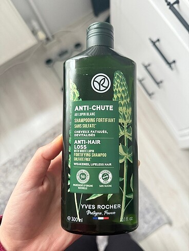 Yves Rocher Saç Dökülmesine Karşı Şampuan