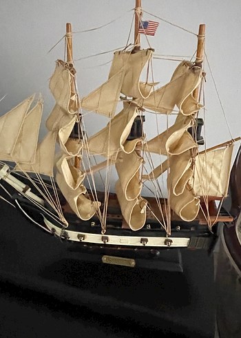 Beyaz Yelkenli Ahşap Gemi Maketi - Görsel 3