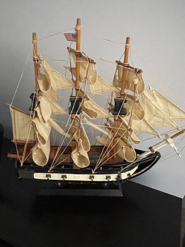 Beyaz Yelkenli Ahşap Gemi Maketi - Görsel 2