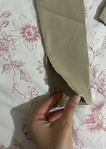 Bej V-Yaka Kadın üst - Görsel 4