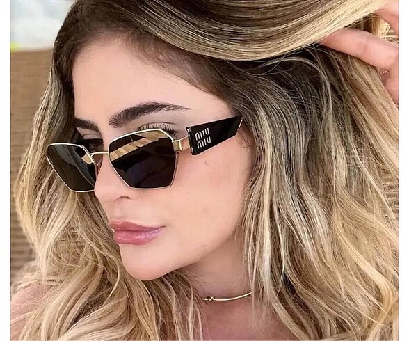 Miu Miu Miu miu kadın güneş gözlüğü