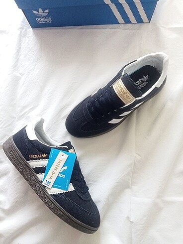 39 Beden lacivert Renk Adidas SPEAZİAL