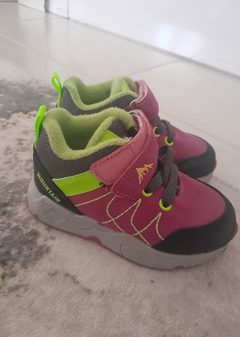 22 Beden Kız Çocuk Pembe Renkli Spor Ayakkabı