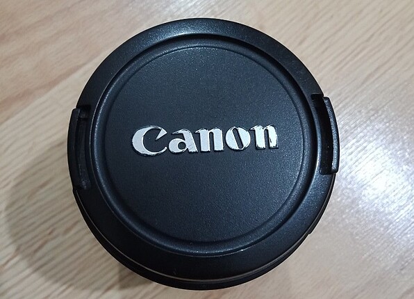 Canon lens (18-55mm)