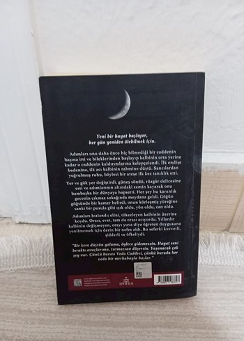 Veda Caddesi Gece - Sümeyye Demirkan - Görsel 2