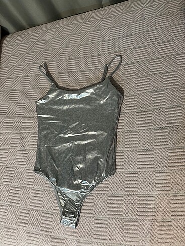Çıt çıtlı body