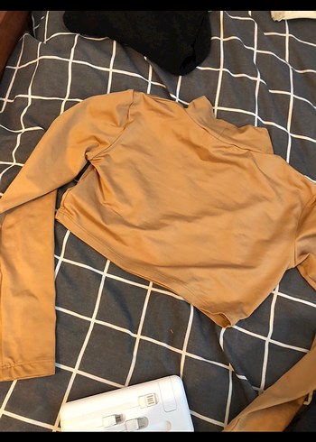 Bej Kadın Boğazlı Uzun Kollu Crop Kazak - Görsel 4