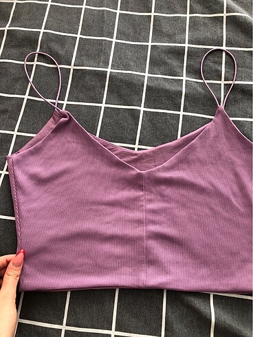 l Beden Lila Crop Top