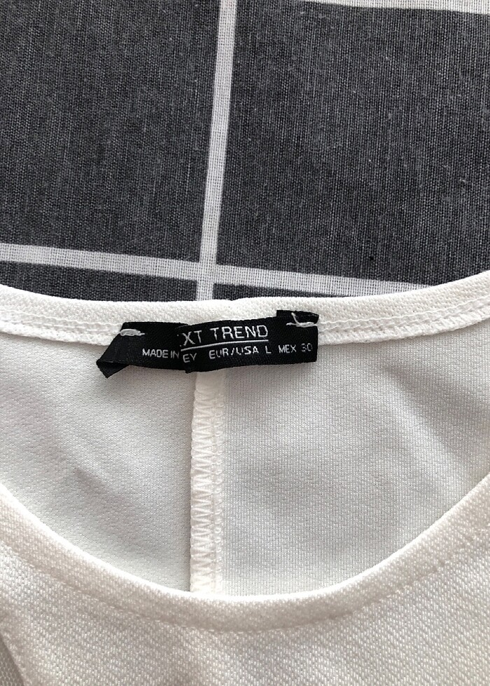 Beyaz Dantel Detay Bluz - Görsel 3