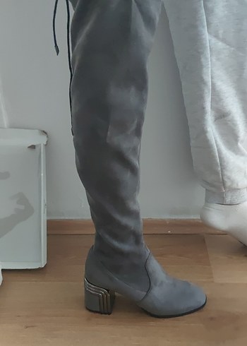 Diğer Gri Süet Stiletto Topuklu Dizüstü Bot