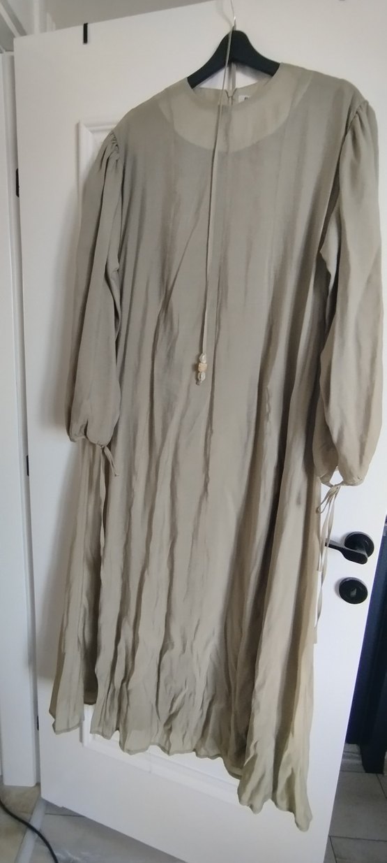 hoş kumaşlı uzun elbise rengi yeşilin tonu - Görsel 2