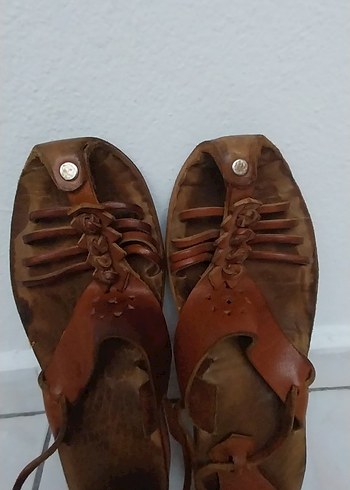 38 Beden Deri Bohem Tarzı Kadın Dolgu Topuklu Sandalet