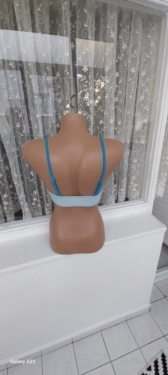 İnce Askılı Mavi Drapeli Mini Bikini Üstü - Görsel 3