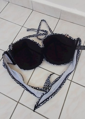 Beyaz Siyah Mini Yılan Desenli Bikini Üstü - Görsel 8