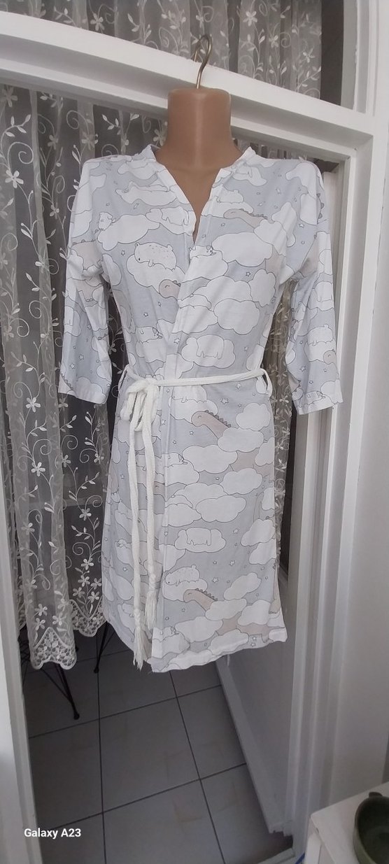 Gri Bulut Desenli Uzun Kadın Sabahlık - Görsel 5