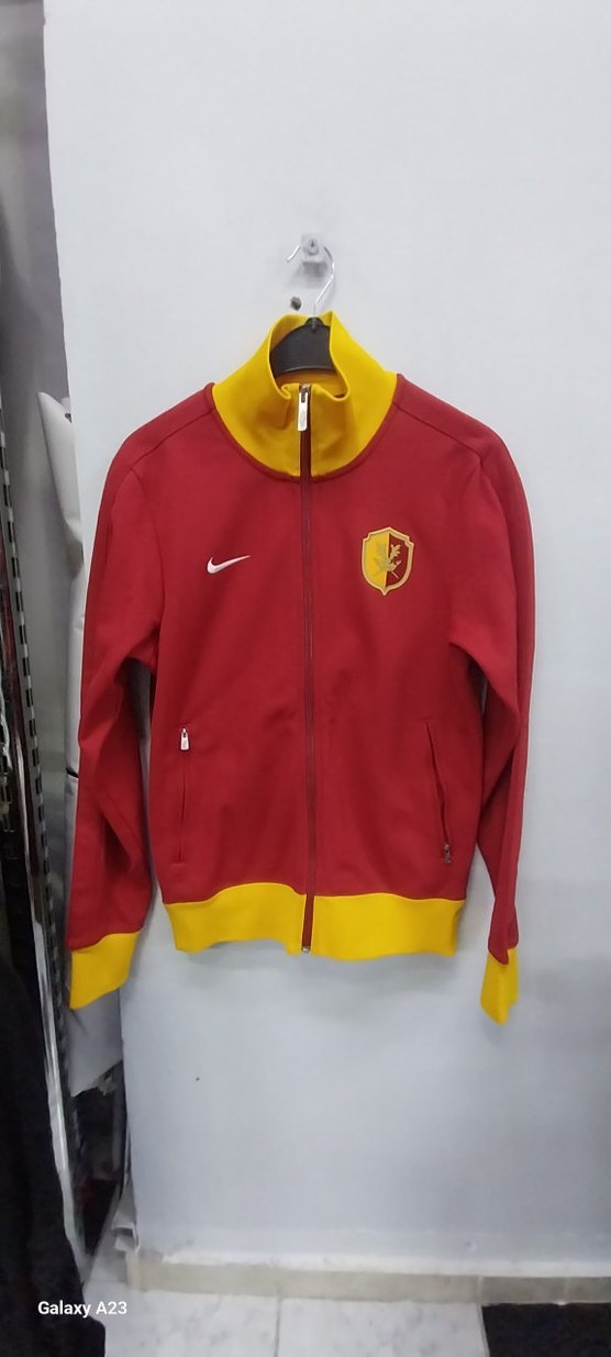 Nike Kırmızı Sarı Fermuarlı Kadın eşofman üstü - Görsel 2