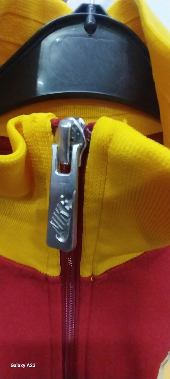 Nike Kırmızı Sarı Fermuarlı Kadın eşofman üstü - Görsel 5