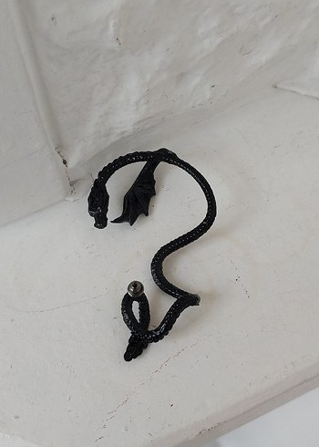 Yılan Desenli Zincirli Siyah Ear Cuff - Görsel 3