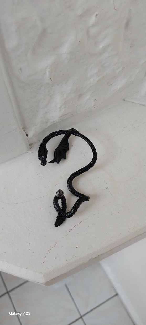 Yılan Desenli Zincirli Siyah Ear Cuff - Görsel 4