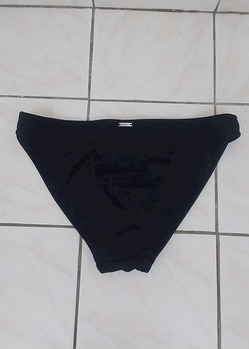 Siyah Kadın Bikini Altı