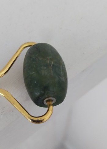 Diger Altın Renkli Yüz Masaj Aleti - Görsel 5