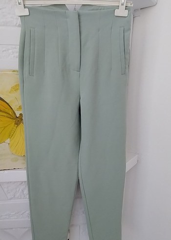 Kadın Pilili Midi Kumaş Pantolon