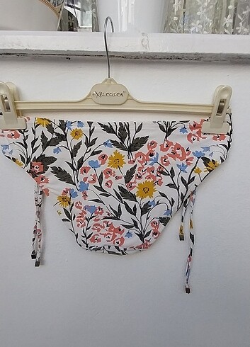 Marks & Spencer M&S marka orijinal çiçekli bikini alt