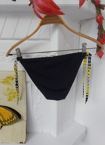 Reformation Yeni siyah bikini alt