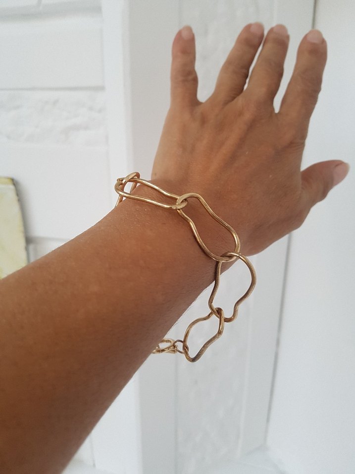 Altın Renk Zincir Detaylı Kadın El Zinciri - Görsel 4