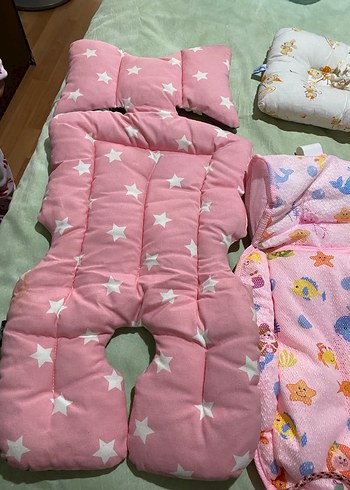 Renkli Desenli Bebek Uyku Minderi - Görsel 5